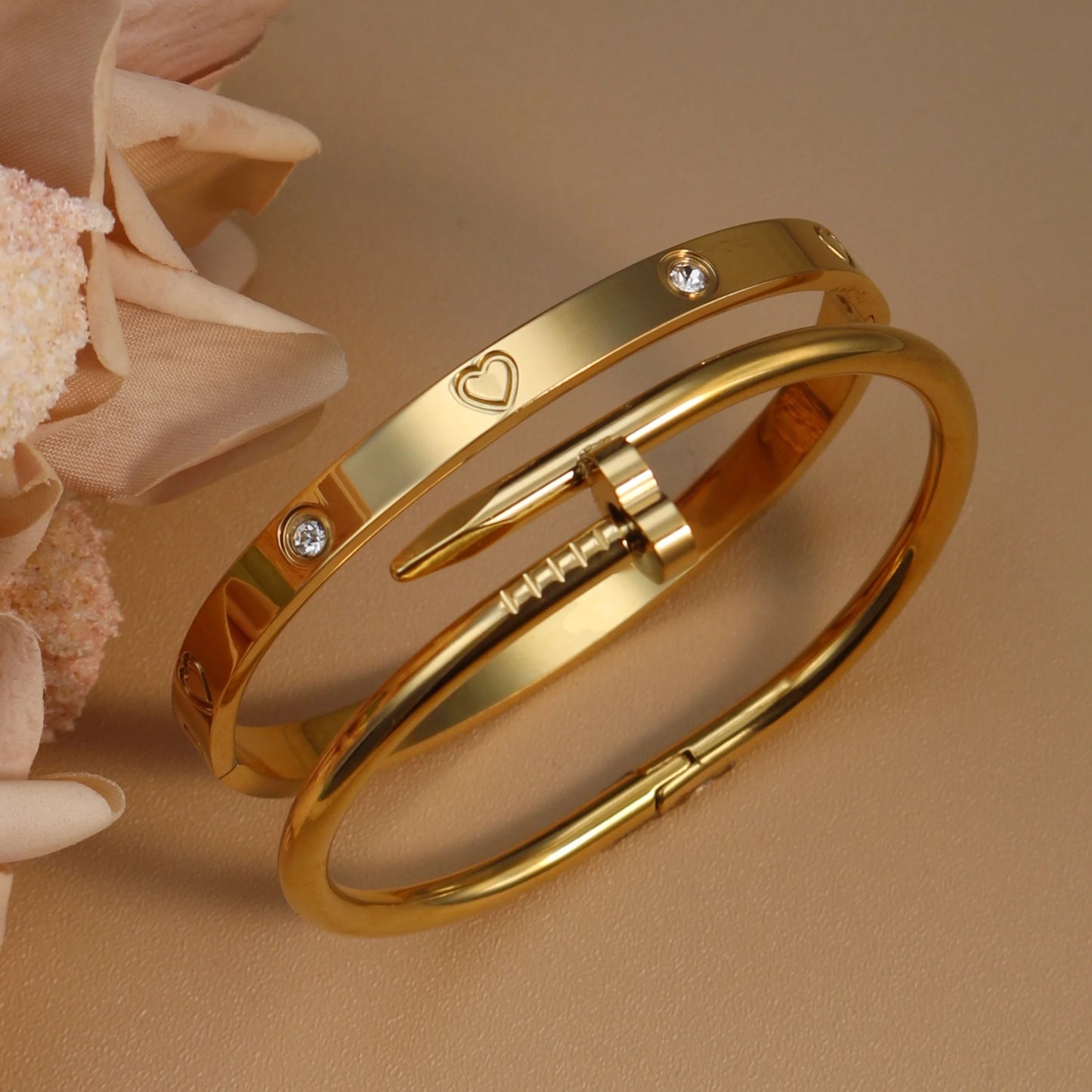 Selene Charm – Luxury Gold Zircon Bangle