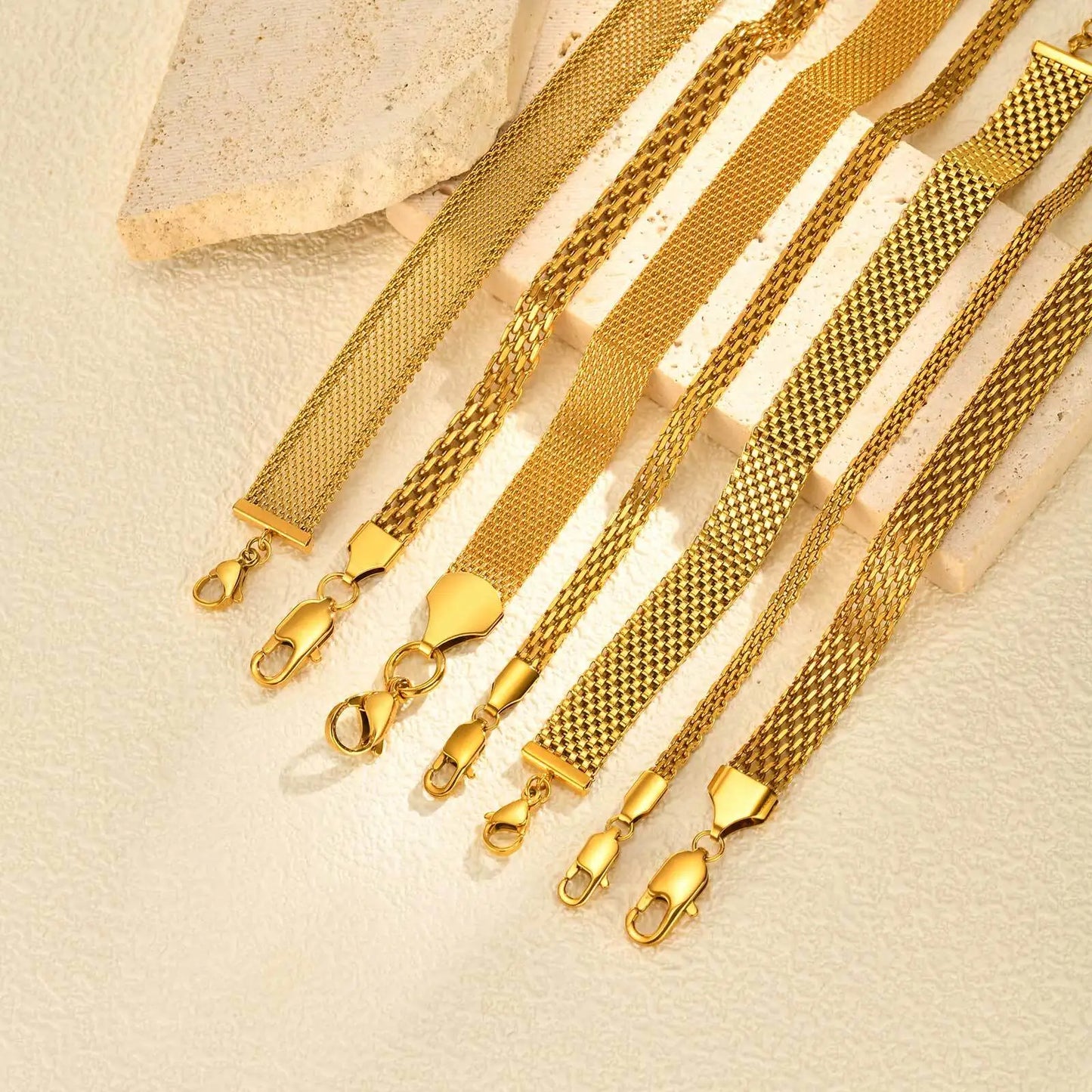 Aurielle Weave – 18K Gold Plated Mesh Bracelet