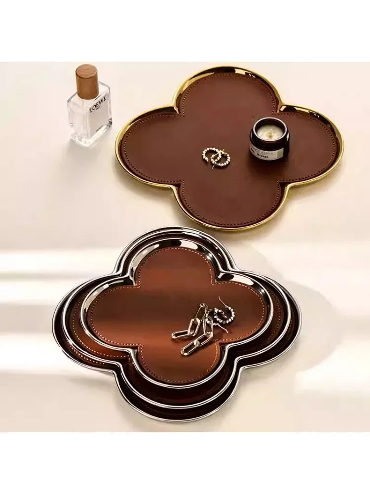 Bianca Aura – Refined Leather & Ceramic Jewelry Display Tray