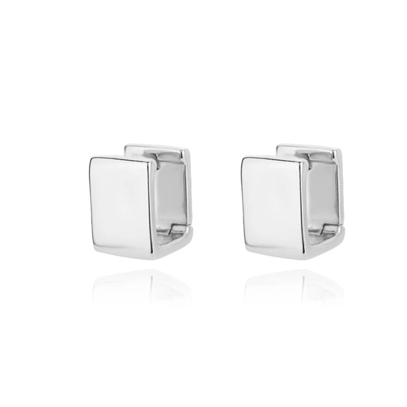 Bianca Shine – Elegant Women’s Hoop Earrings