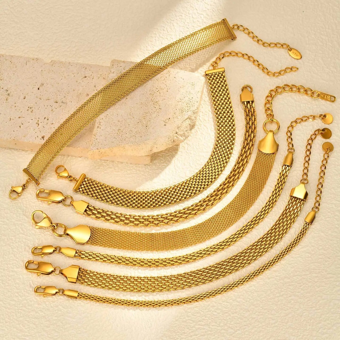 Aurielle Weave – 18K Gold Plated Mesh Bracelet