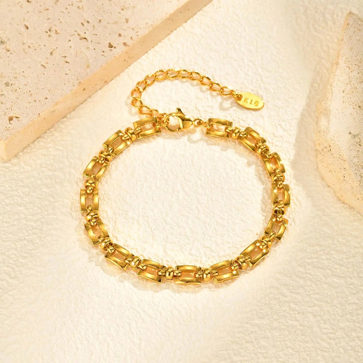 Gildora Link – 18K Gold Plated Geometric Chain Bracelet