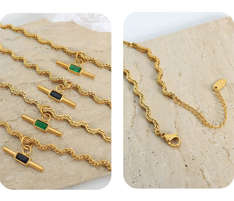 Verdessa Wave – Gold-Plated Wavy Stone Necklace