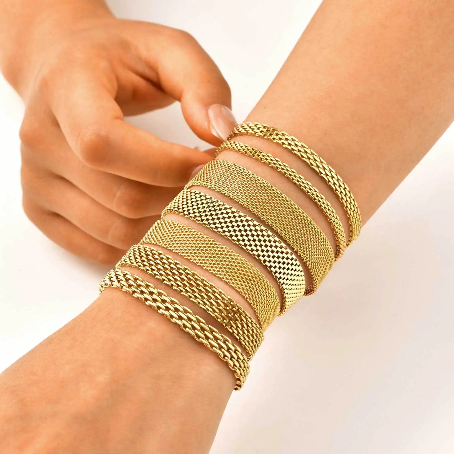 Aurielle Weave – 18K Gold Plated Mesh Bracelet