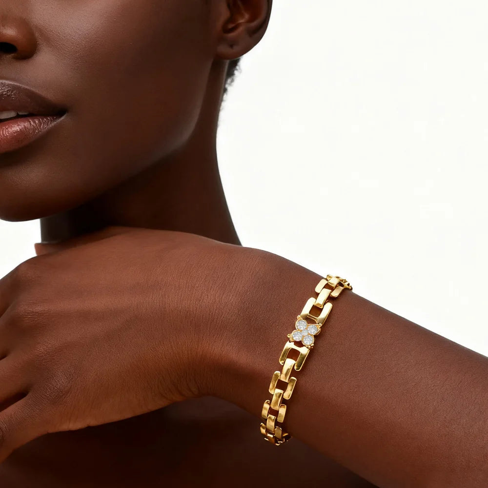 Florence Gleam – Mesh Chain Four-Leaf Flower Bracelet