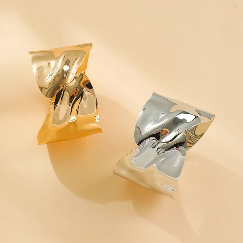 Evangeline Spark – Glossy Gold & Silver Bracelet