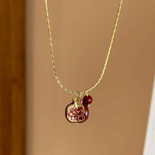 Pomelisse – Retro Pomegranate Collar Necklace