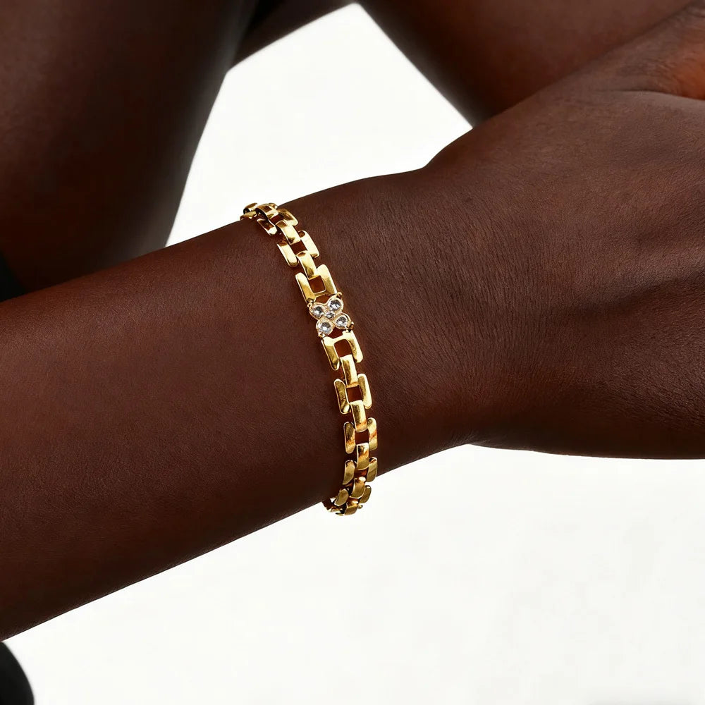 Florence Gleam – Mesh Chain Four-Leaf Flower Bracelet